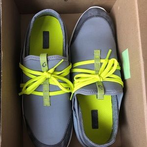OluKai Miki Li Water Resistant Shoes Size 9.5 NWT
